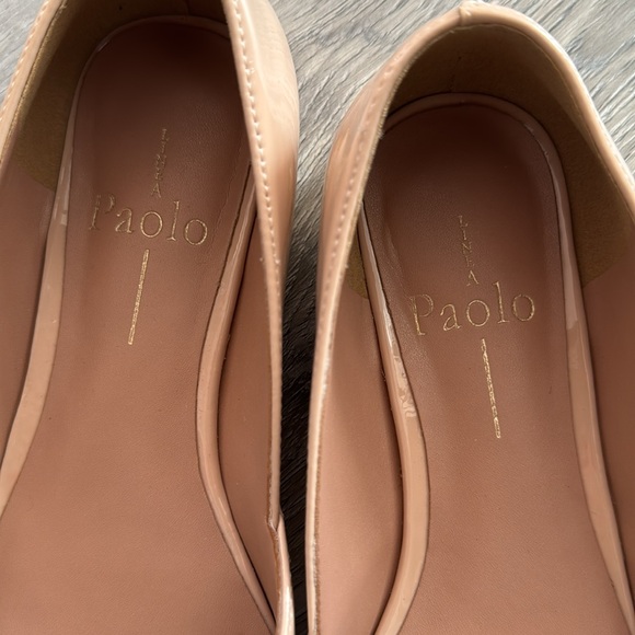 Pointed toe flats. Only worn once - Picture 3 of 4